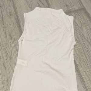 Zara Elegant White Sleeveless Top